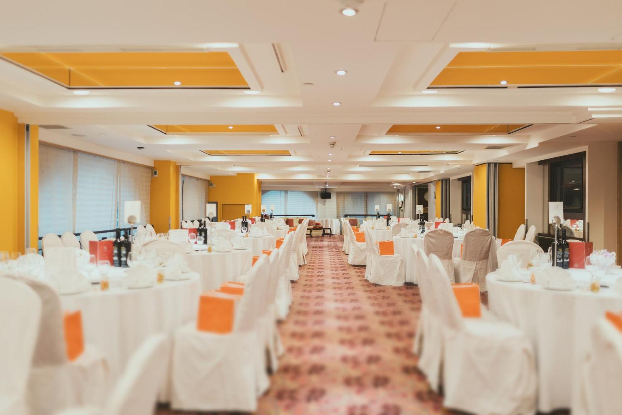 The Riviera Hotel Taipei Exterior photo
